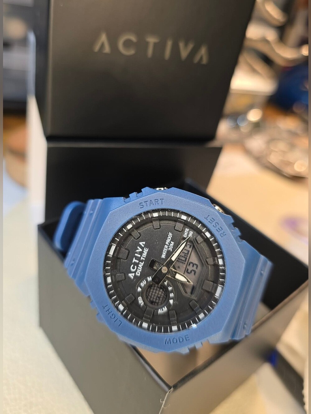 Activa Sonar X Invicta / Unisex Activewear Watch / Unisex / NWT